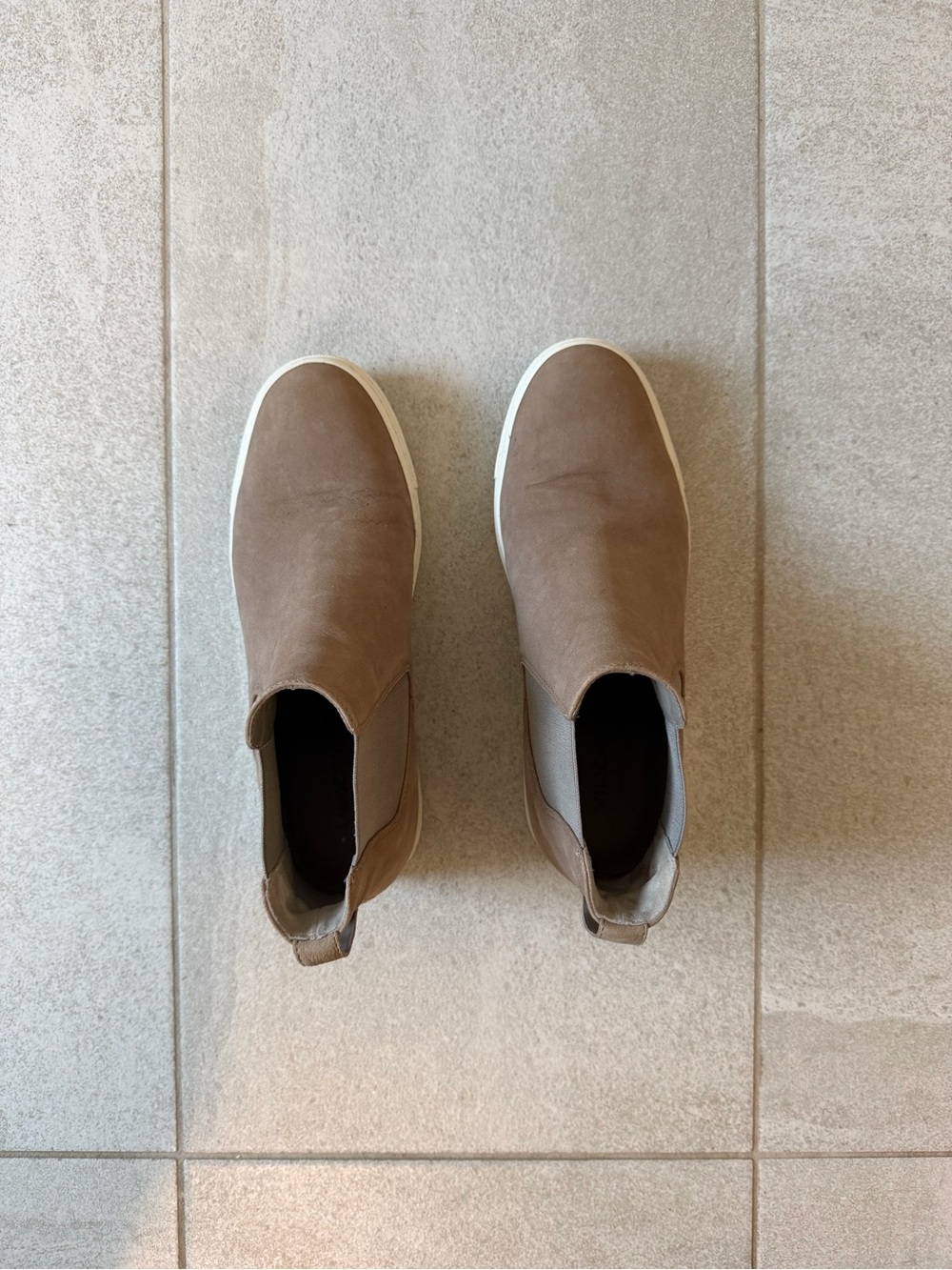 Slip-On Casual High Top Sneakers in Brown